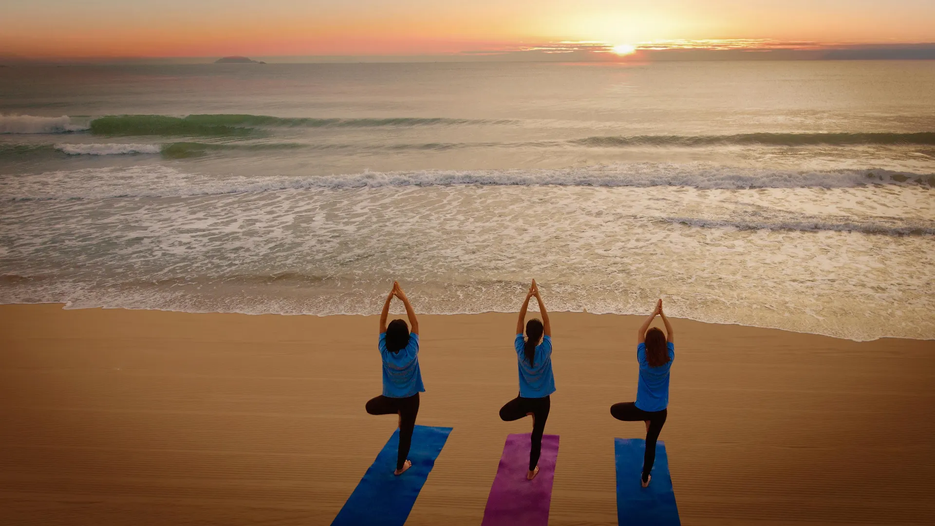 Sunrise Nha Trang Beach Hotel & Spa 5*,