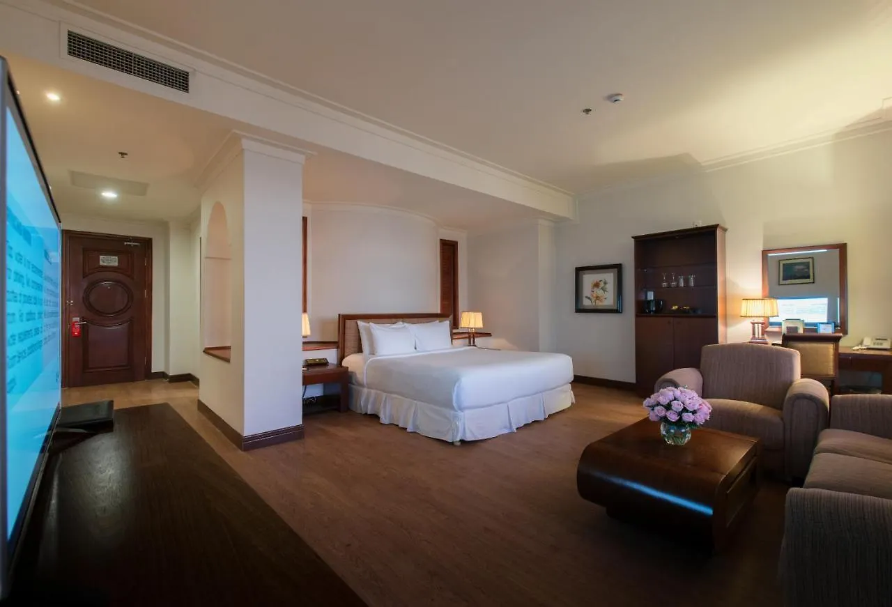 *****  Sunrise Nha Trang Beach Hotel & Spa Vietnam