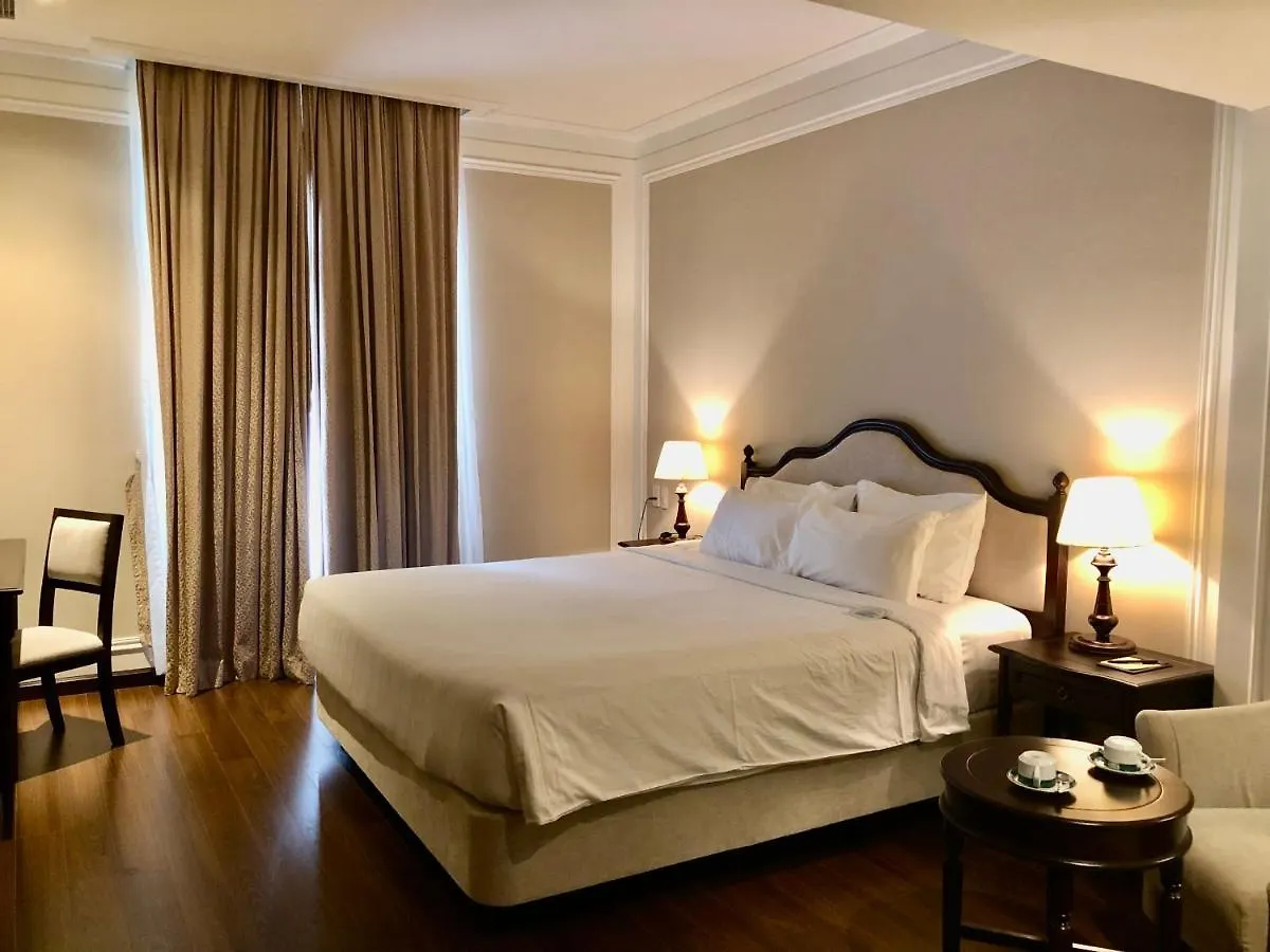Sunrise Nha Trang Beach Hotel & Spa