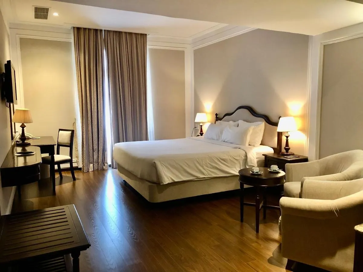 Sunrise Nha Trang Beach Hotel & Spa