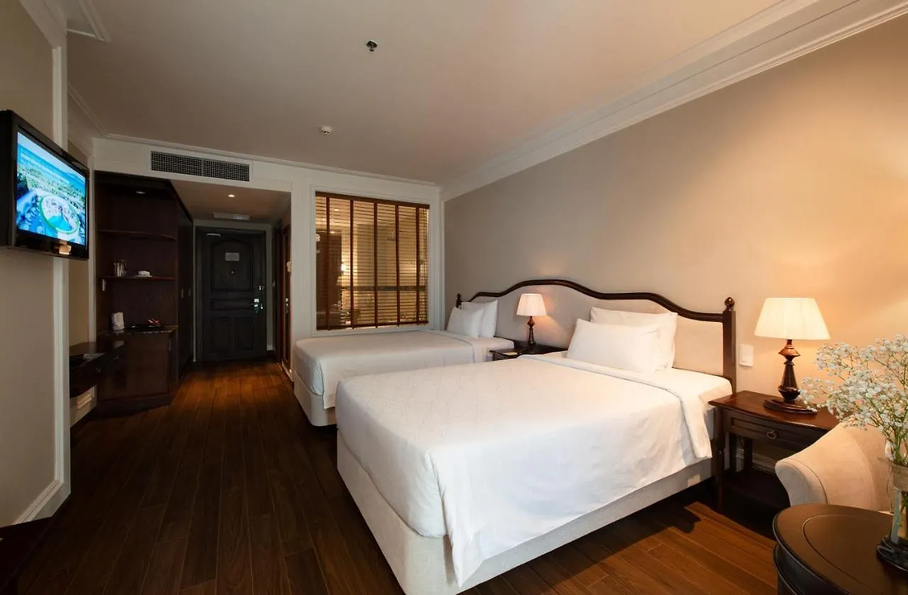 Sunrise Nha Trang Beach Hotel & Spa Vietnam