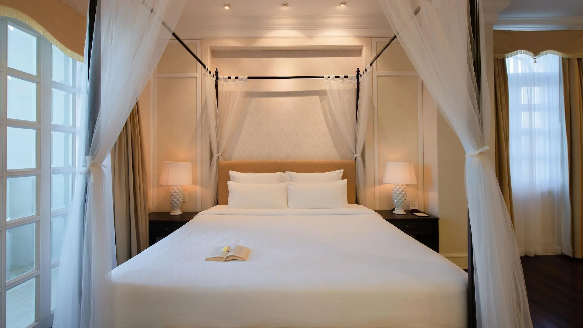 *****  Sunrise Nha Trang Beach Hotel & Spa Вьетнам