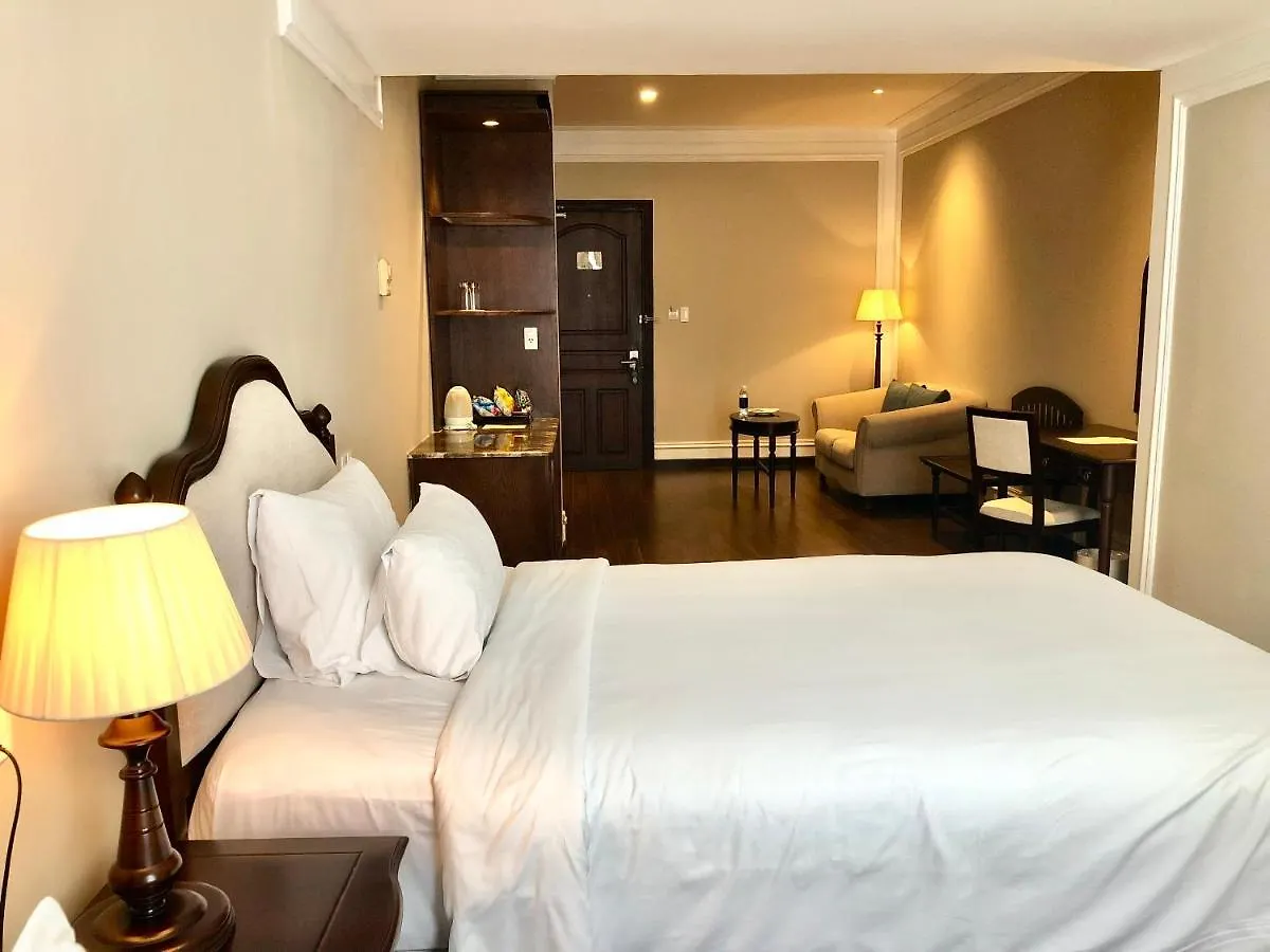*****  Sunrise Nha Trang Beach Hotel & Spa Вьетнам