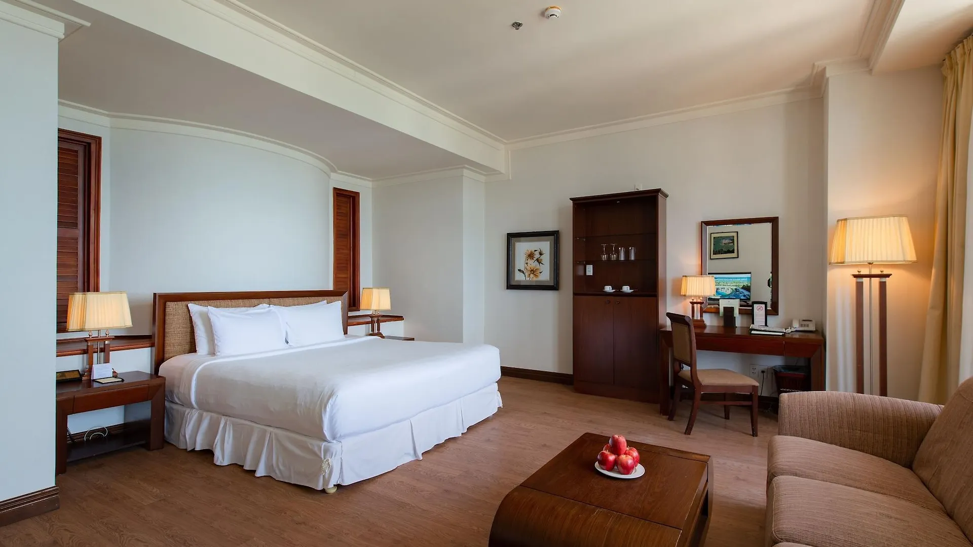 Sunrise Nha Trang Beach Hotel & Spa Vietnam