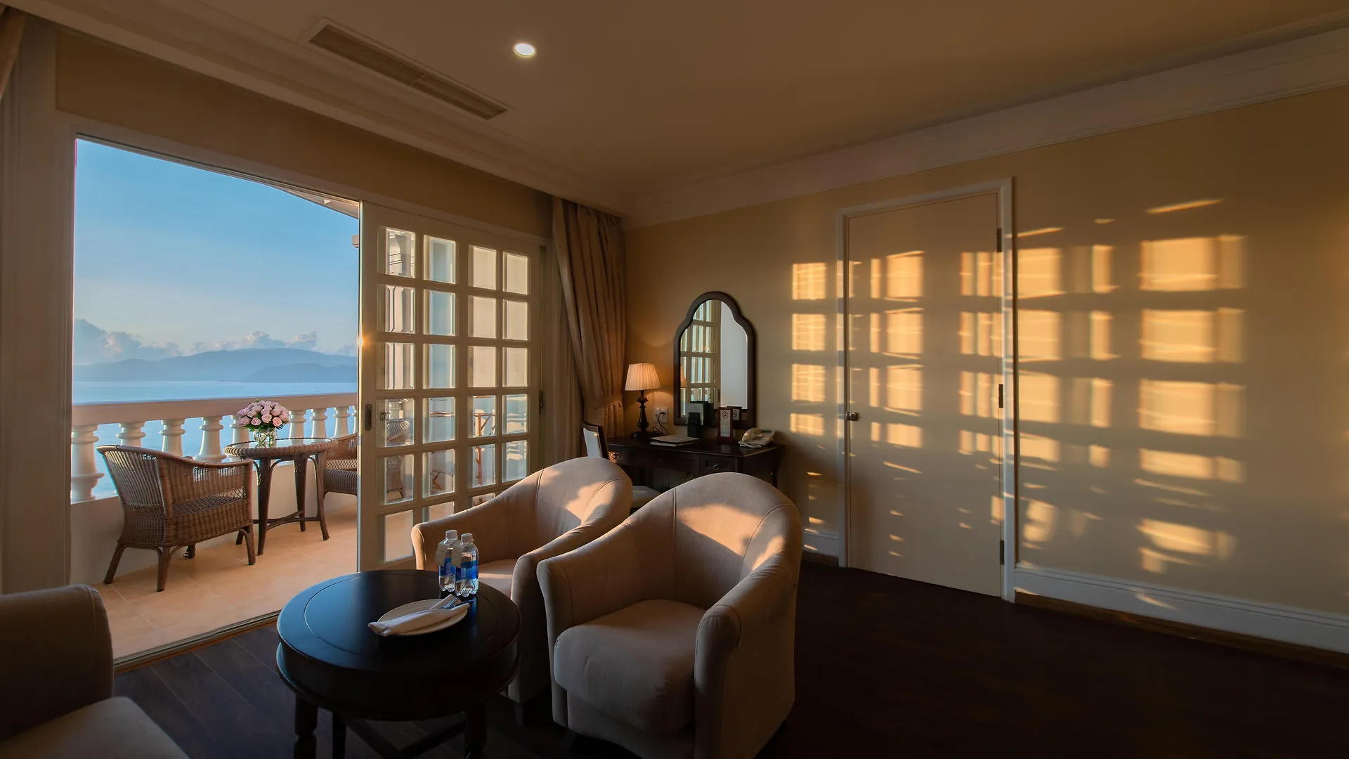 *****  Sunrise Nha Trang Beach Hotel & Spa Vietnam